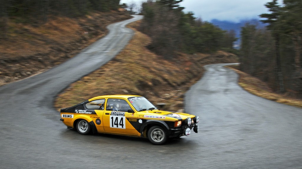 Start nr.159 2022 Per Vilslev og Erik Andersen runder et af de mange hårnålesving i RMCH 2020
(Foto: rallypics.dk – Viggo Johansen)